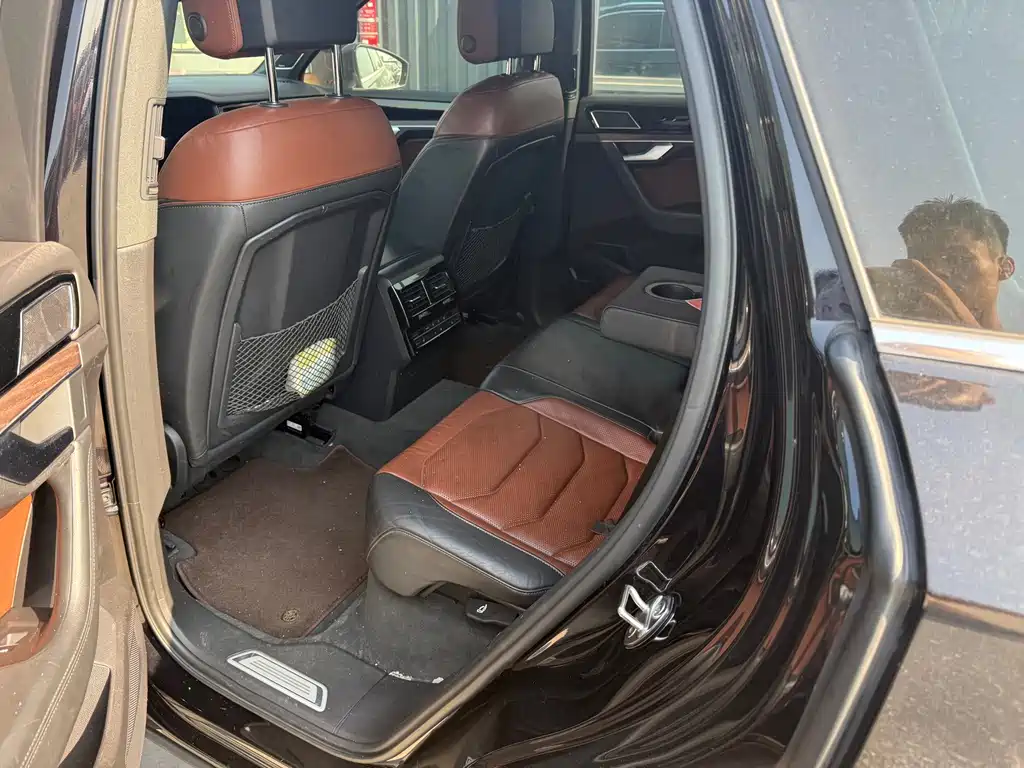Volkswagen Touareg — миниатюра 6
