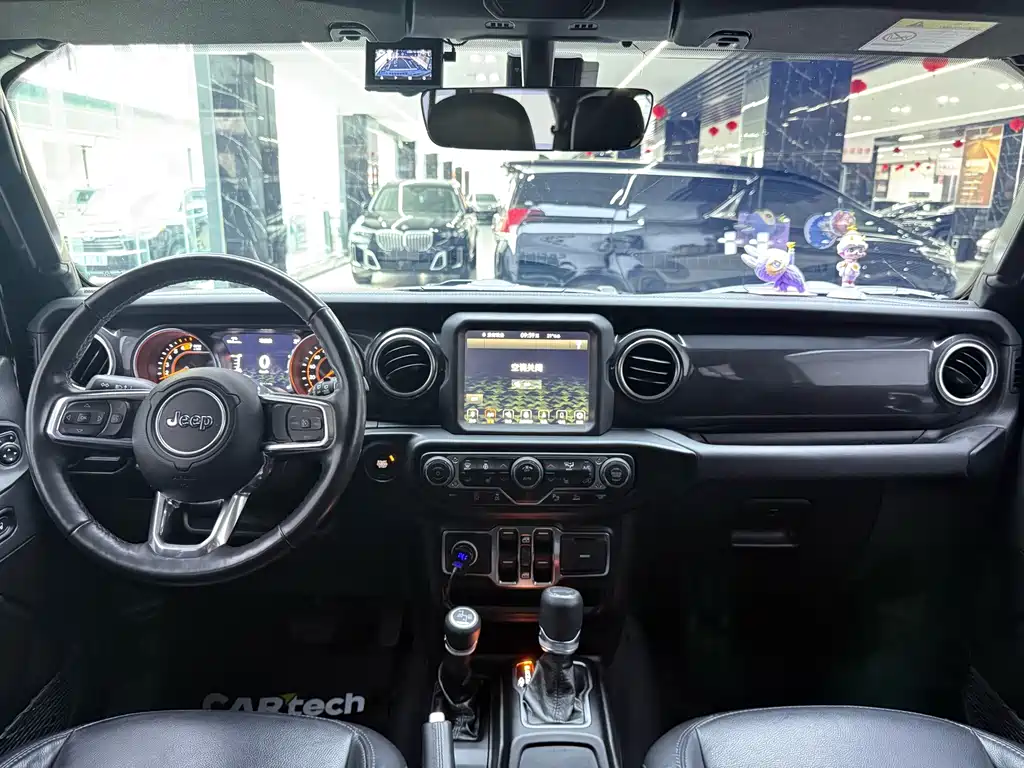 Jeep Wrangler — миниатюра 8