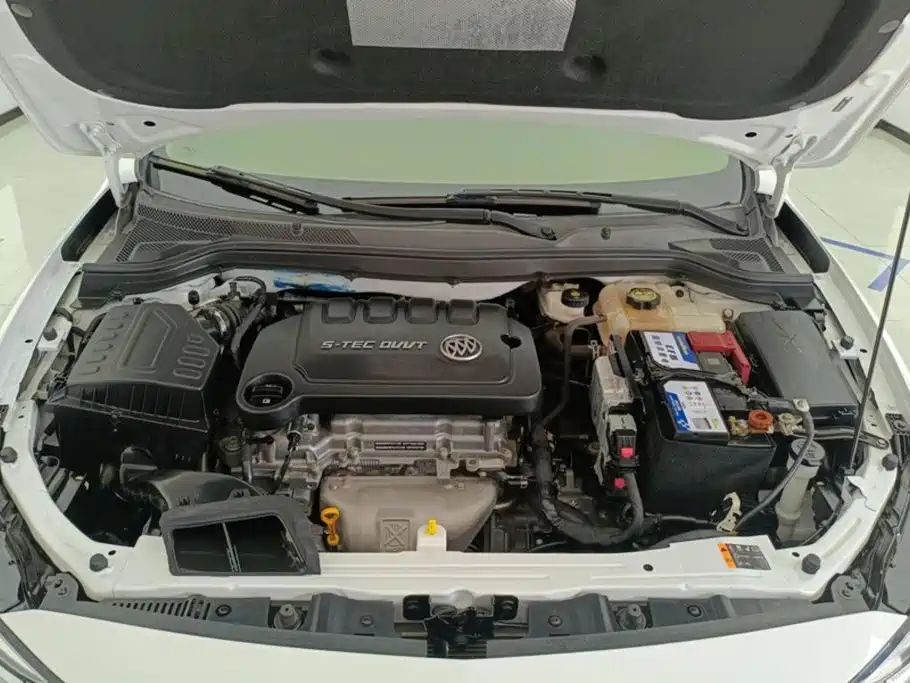 Buick Excelle — миниатюра 10