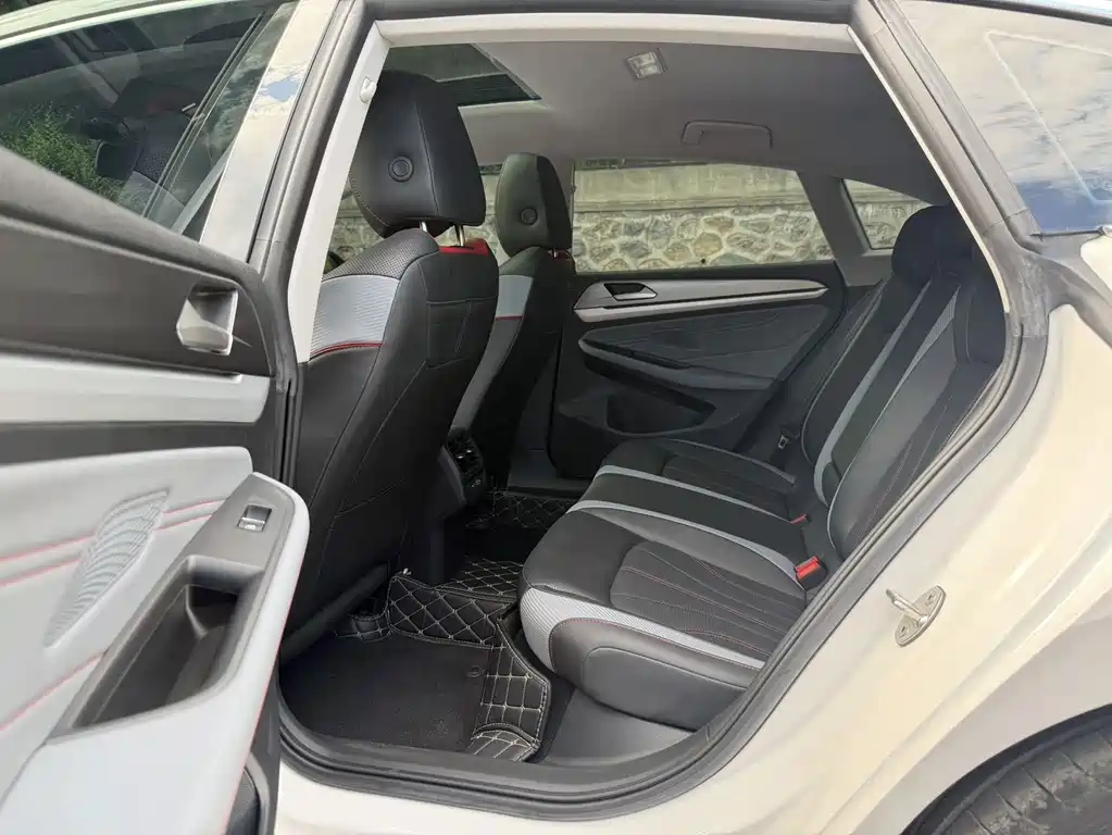 Volkswagen Lamando — миниатюра 9