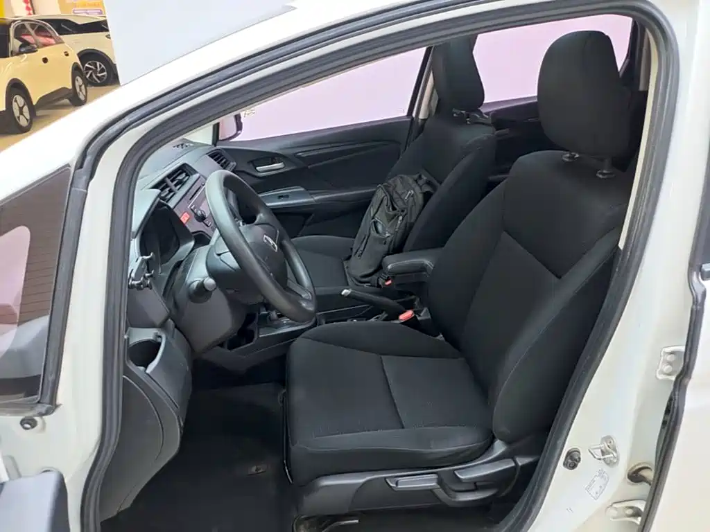 Honda Fit — миниатюра 15