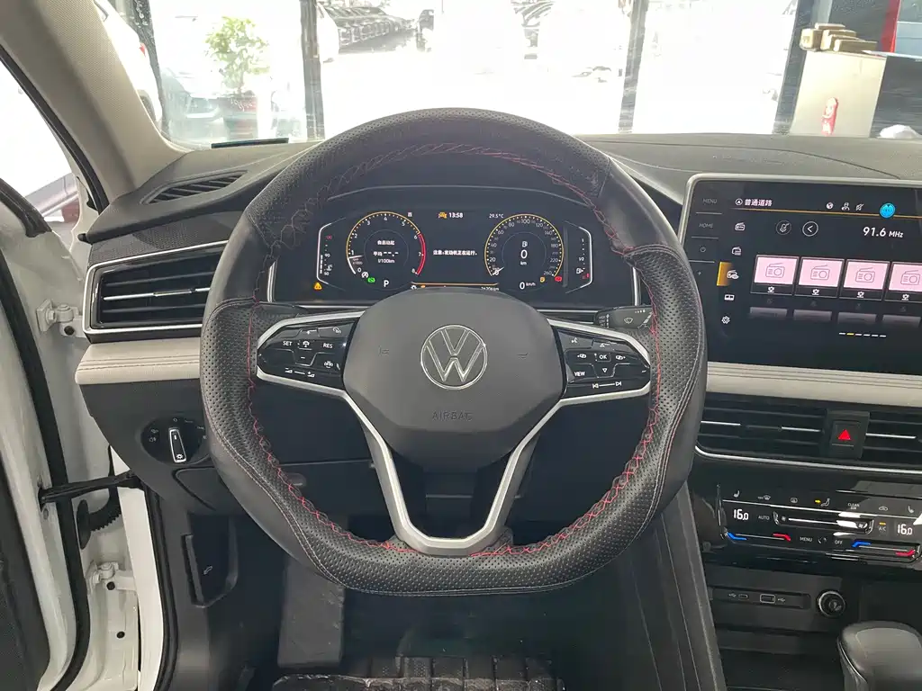Volkswagen Tiguan L 280TSI Auto 2WD Trend Create Limited Edition, фото 9