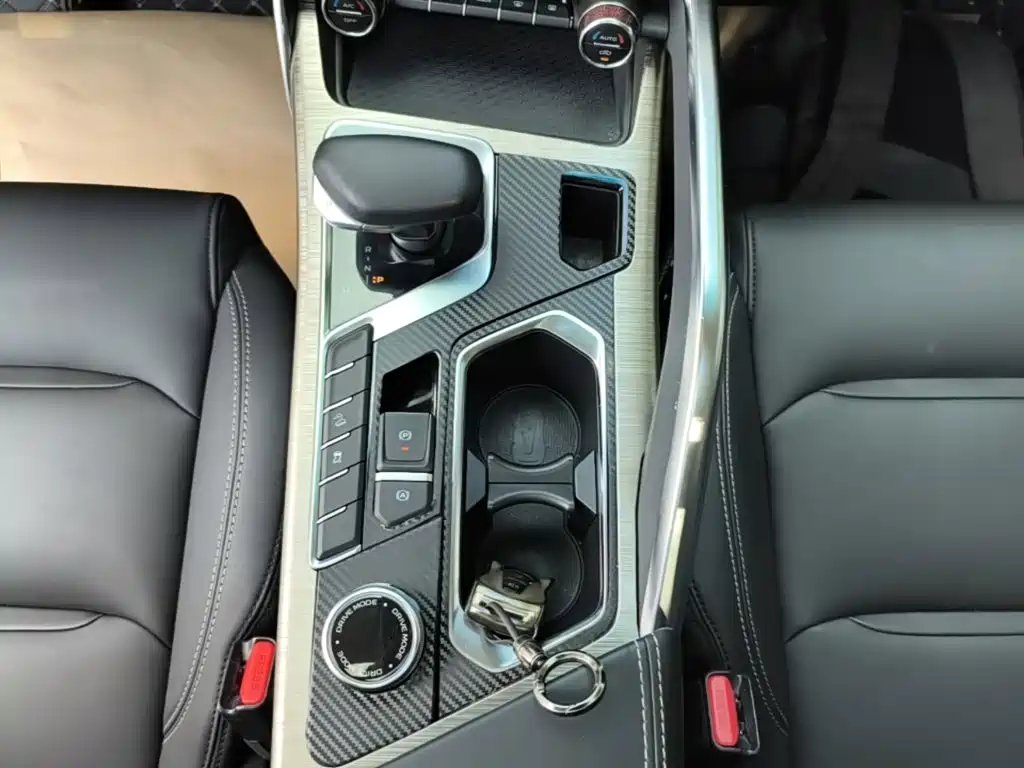 Geely Xingyue — миниатюра 14