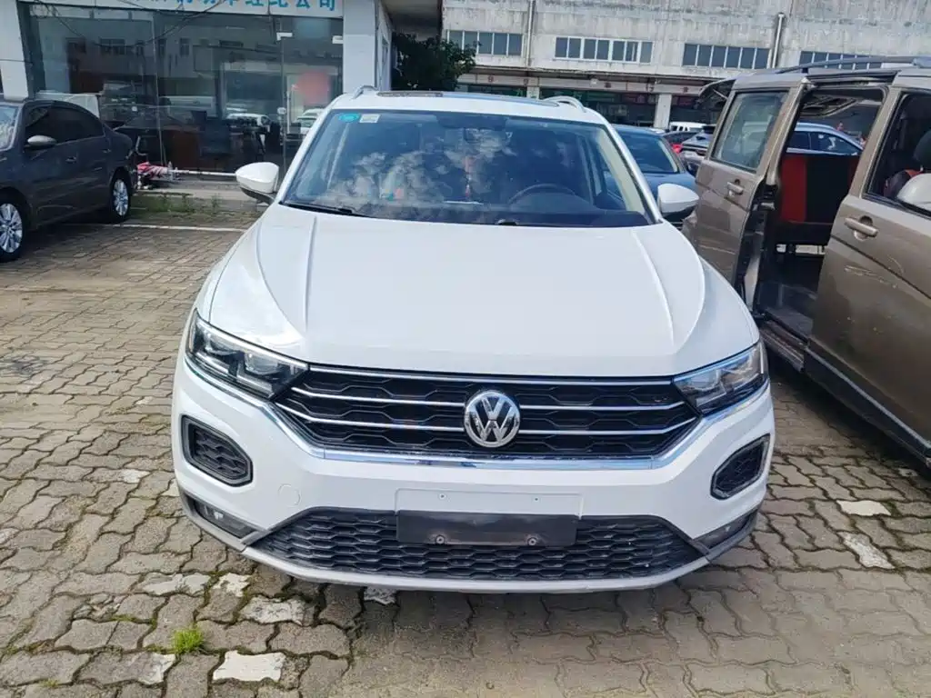 Volkswagen T-Roc — миниатюра 3