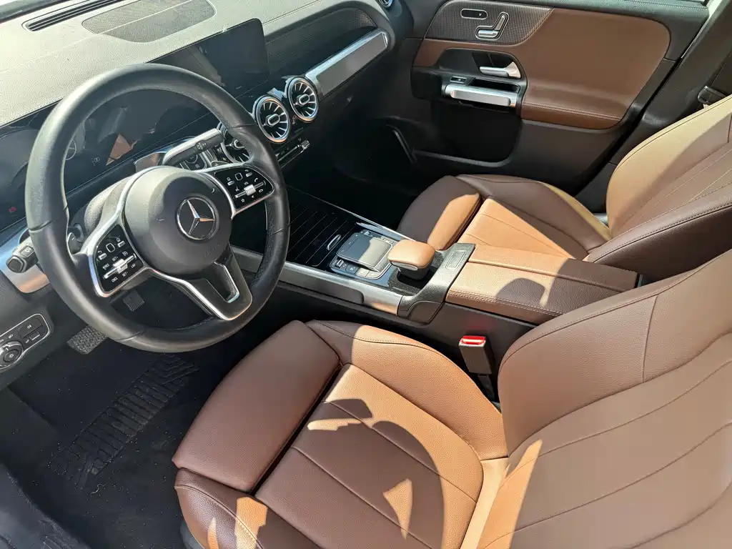 Mercedes-Benz GLB — миниатюра 6