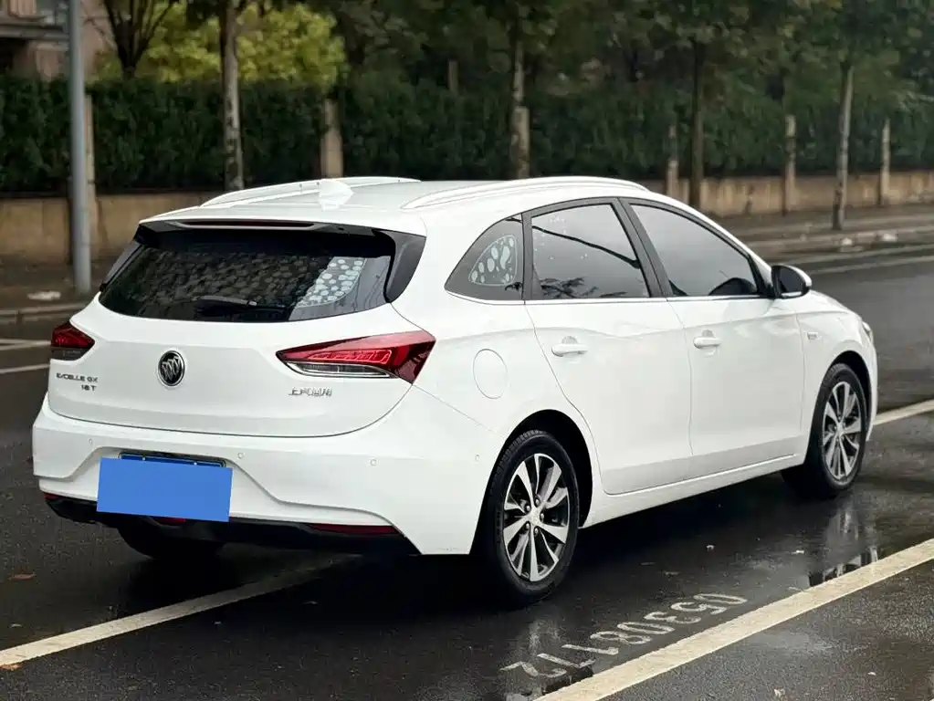 Buick Excelle — миниатюра 8
