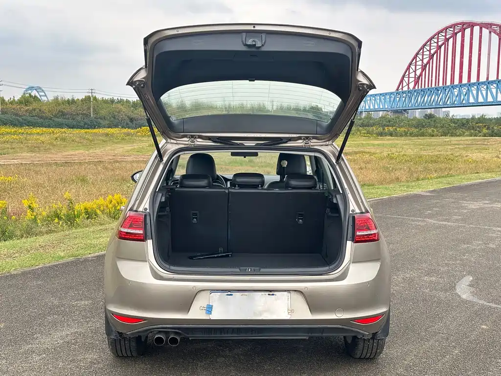 Volkswagen Golf — миниатюра 17