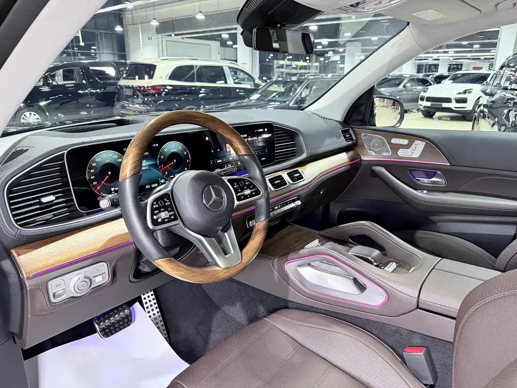 Mercedes-Benz GLS — миниатюра 5