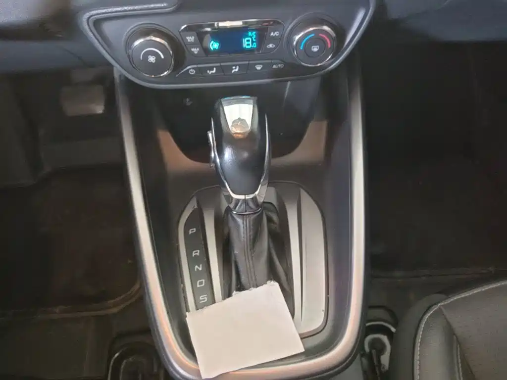 Ford Escort — миниатюра 14