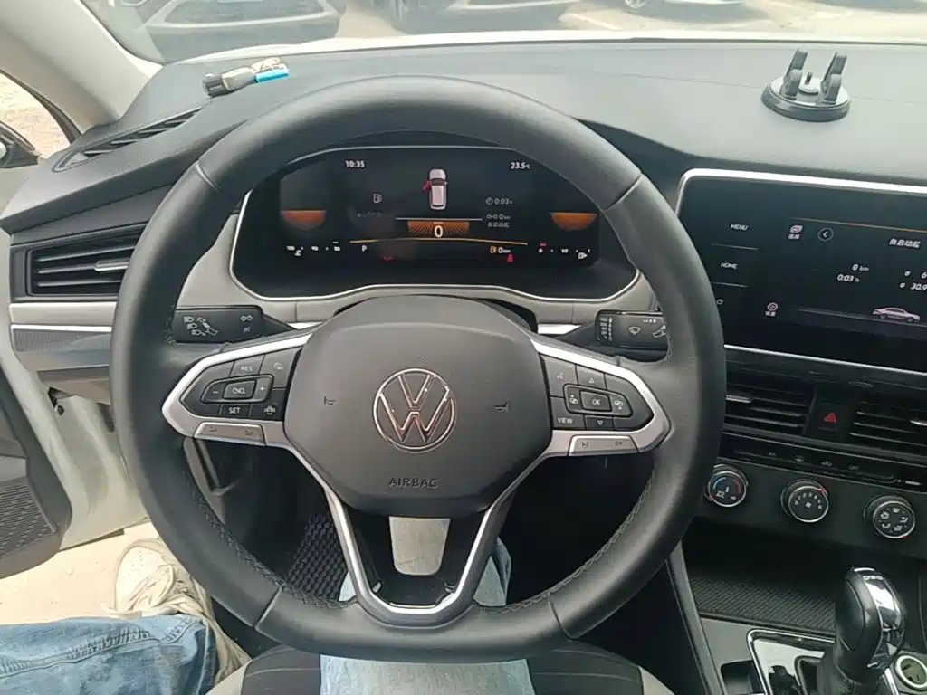 Volkswagen Bora — миниатюра 11