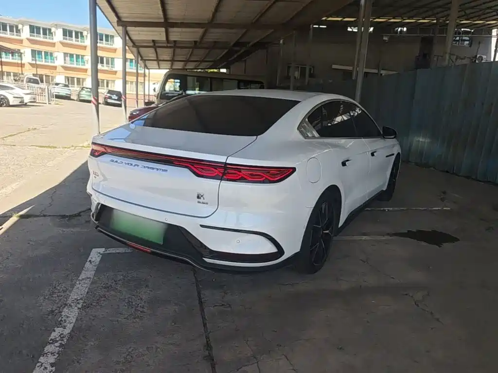 BYD Han — миниатюра 7