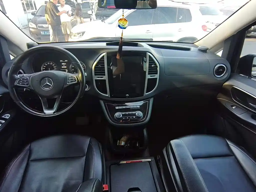 Mercedes-Benz Vito — миниатюра 8