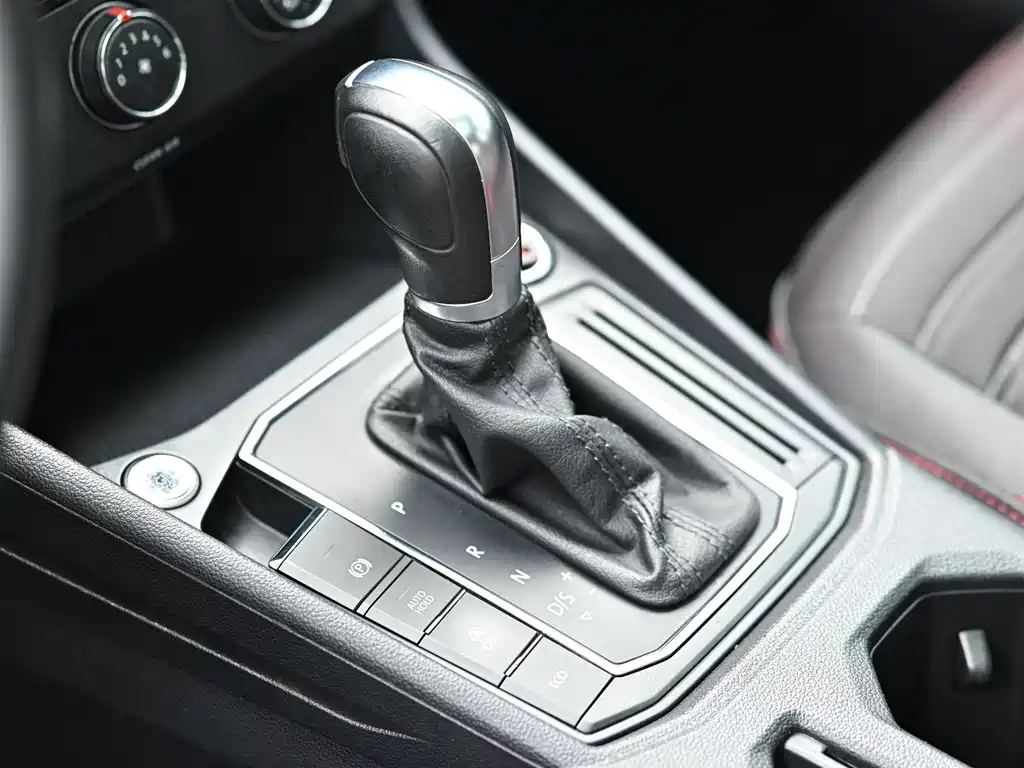 Volkswagen Lavida — миниатюра 10