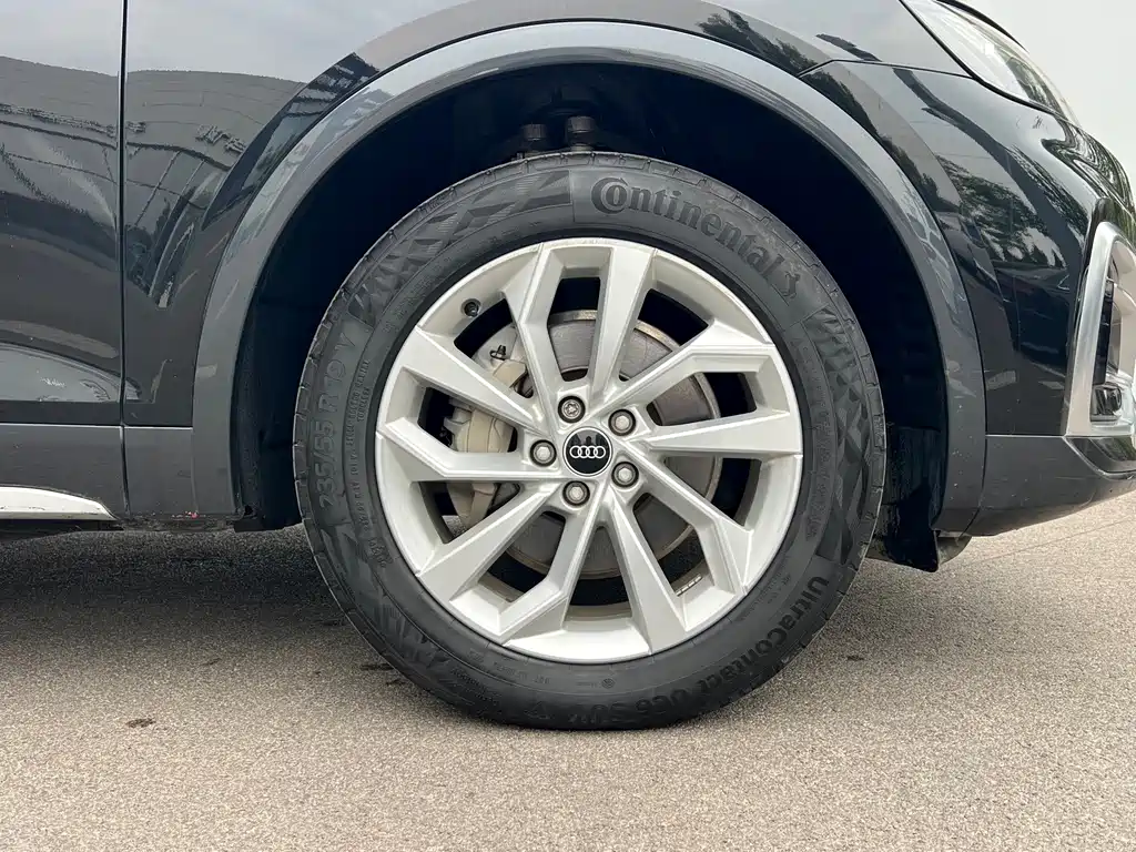 Audi Q5L — миниатюра 15