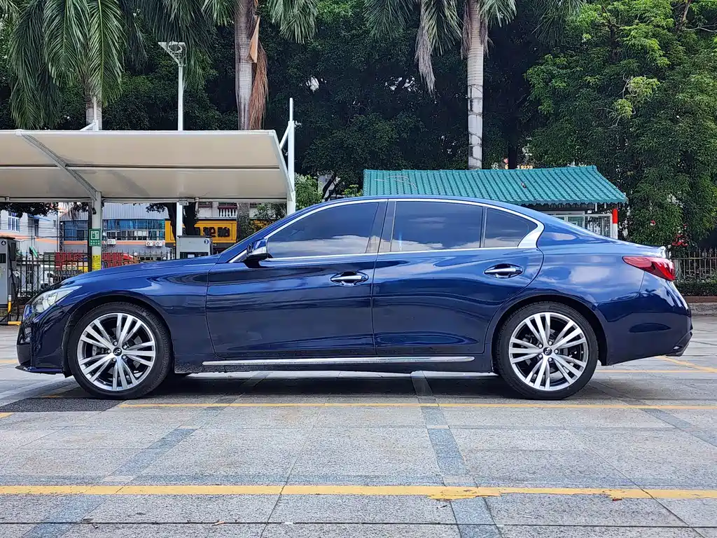 Infiniti Q50L — миниатюра 4