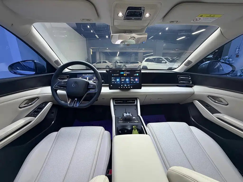 BYD Qin L — миниатюра 6