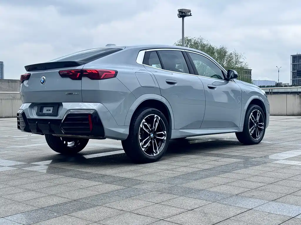 BMW X2 2024 sDrive25i M Sport