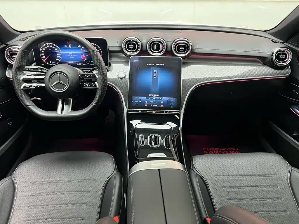 Mercedes-Benz C-Class — миниатюра 12