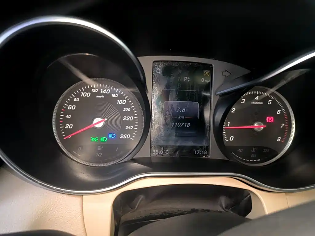 Mercedes-Benz C-Class — миниатюра 12