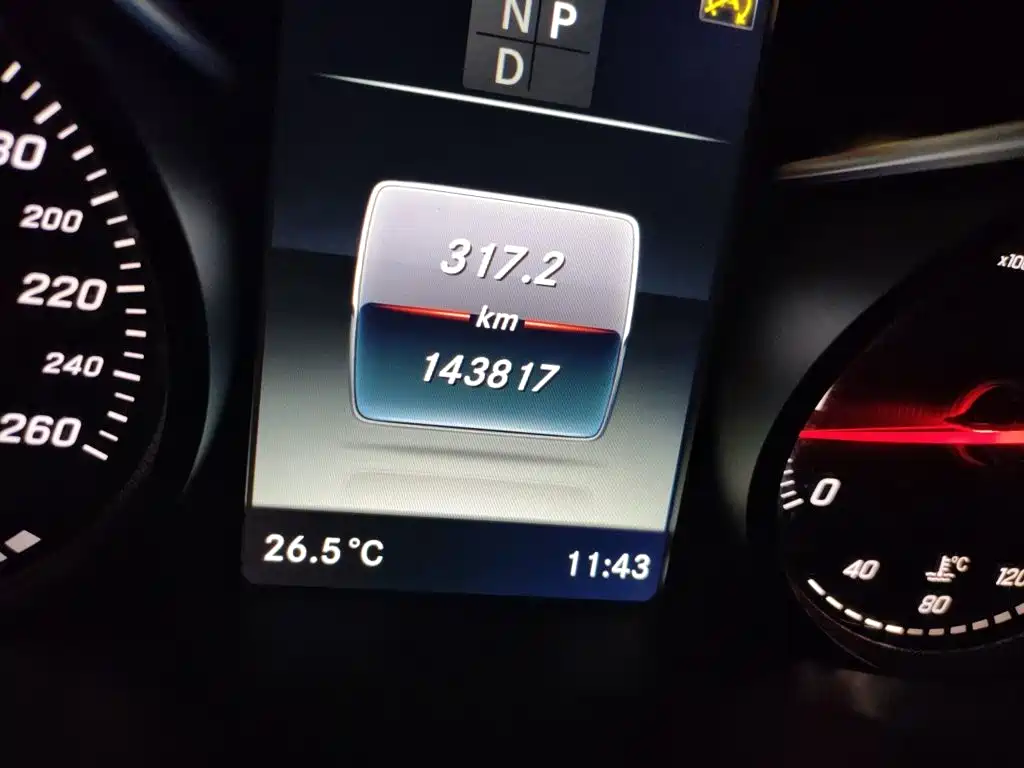 Mercedes-Benz C-Class — миниатюра 5