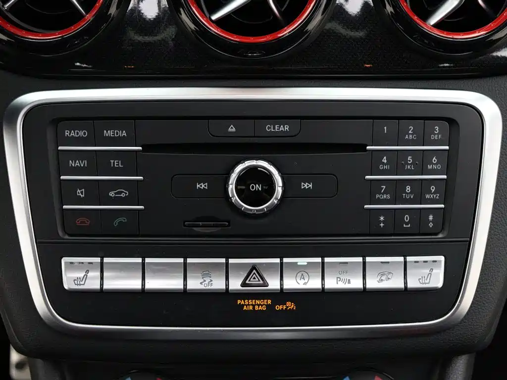 Mercedes-Benz GLA AMG — миниатюра 18