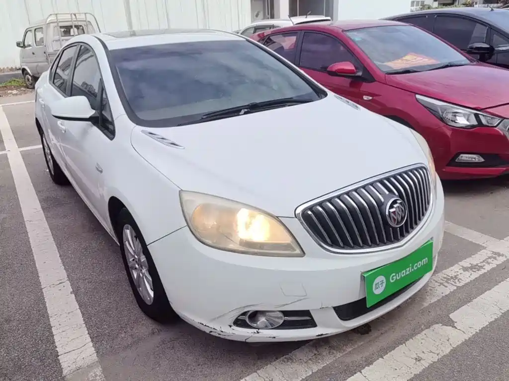 Buick Excelle — миниатюра 4