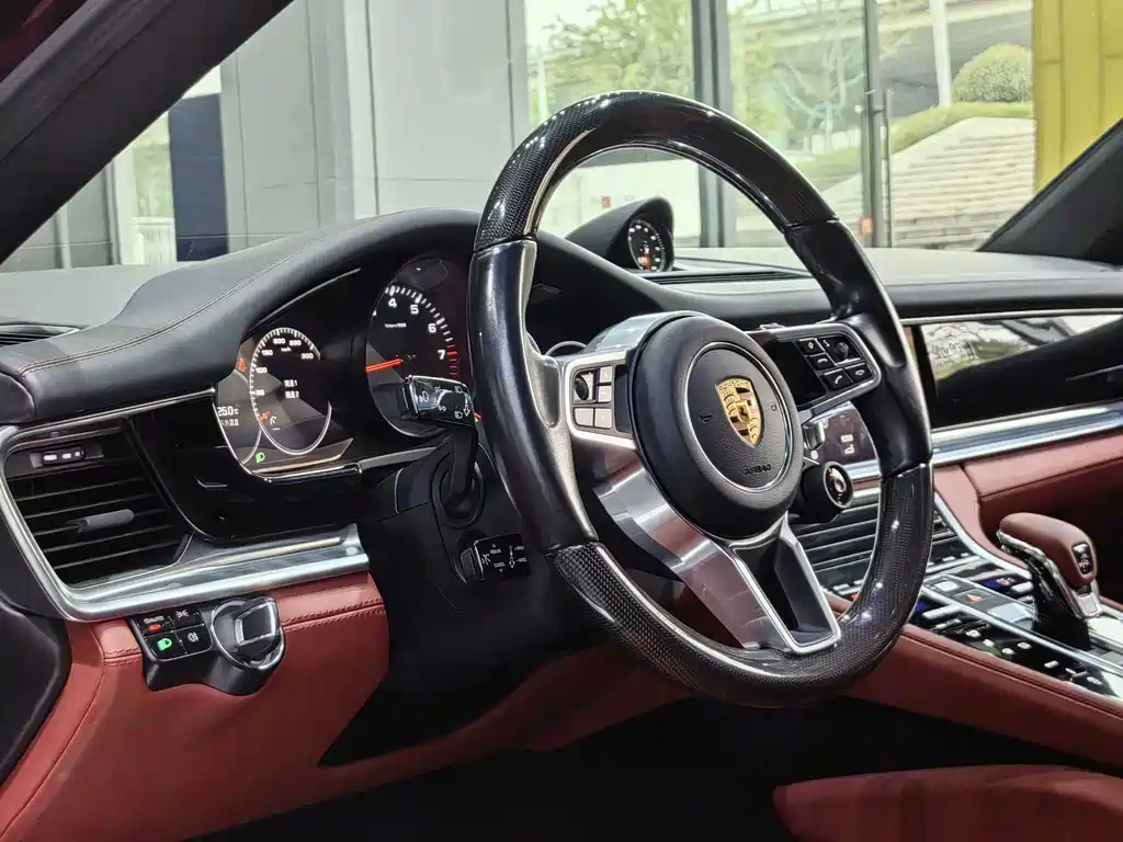 Porsche Panamera — миниатюра 17