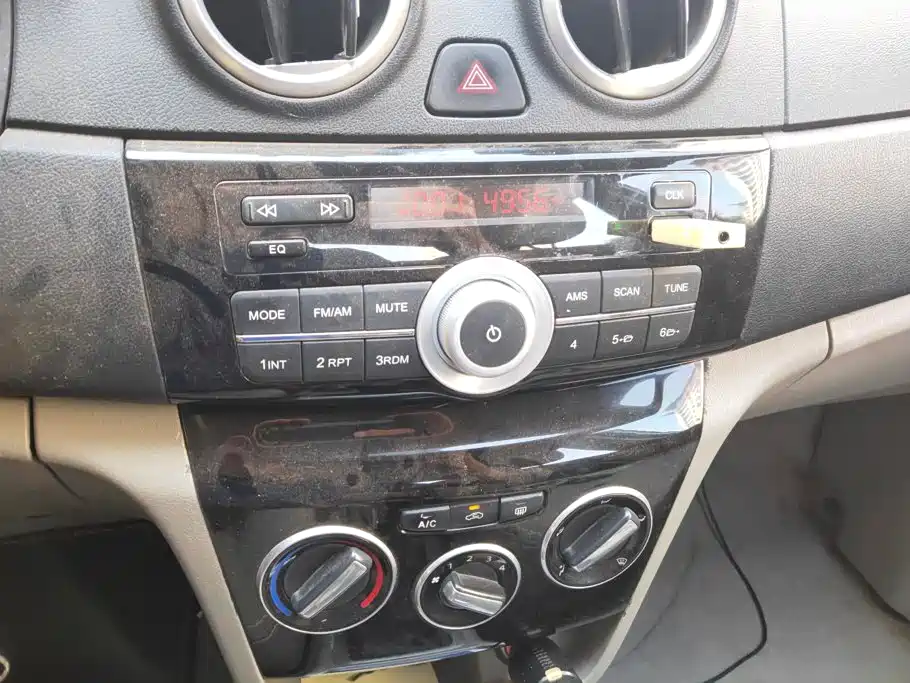 Changan V3 — миниатюра 13