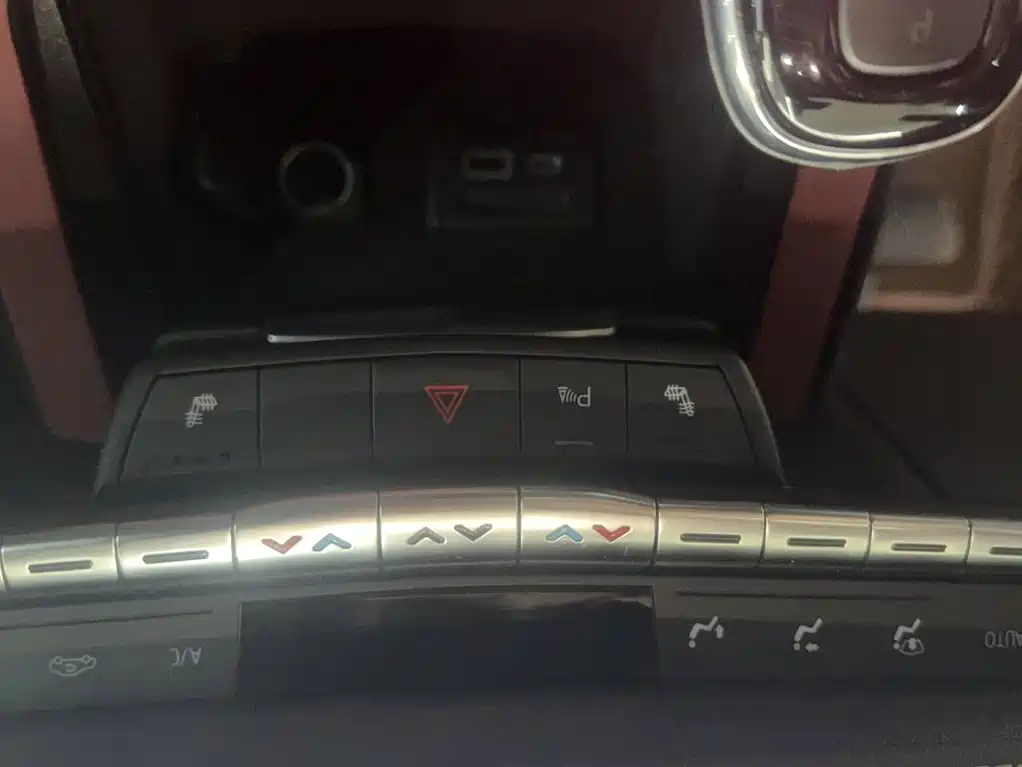 Cadillac XT4 — миниатюра 22
