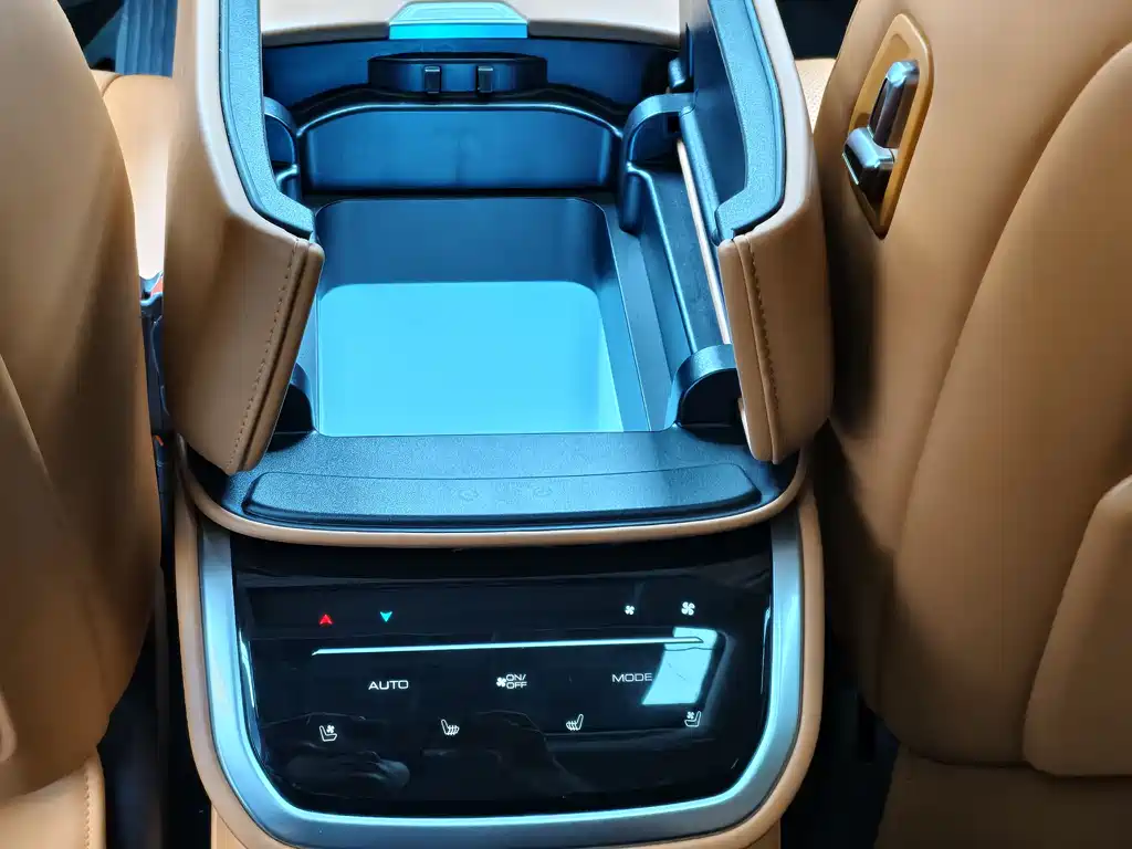 WEI PAI WEI BRAND BLUE MOUNTAIN