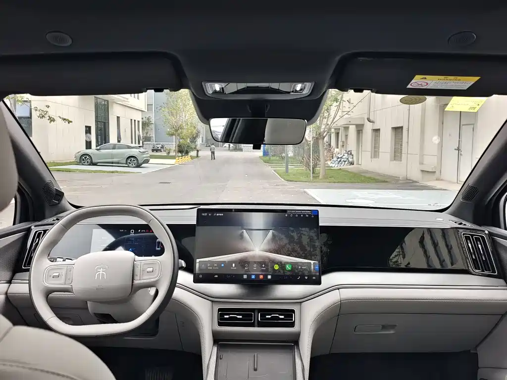 BYD Song Ultra — миниатюра 8