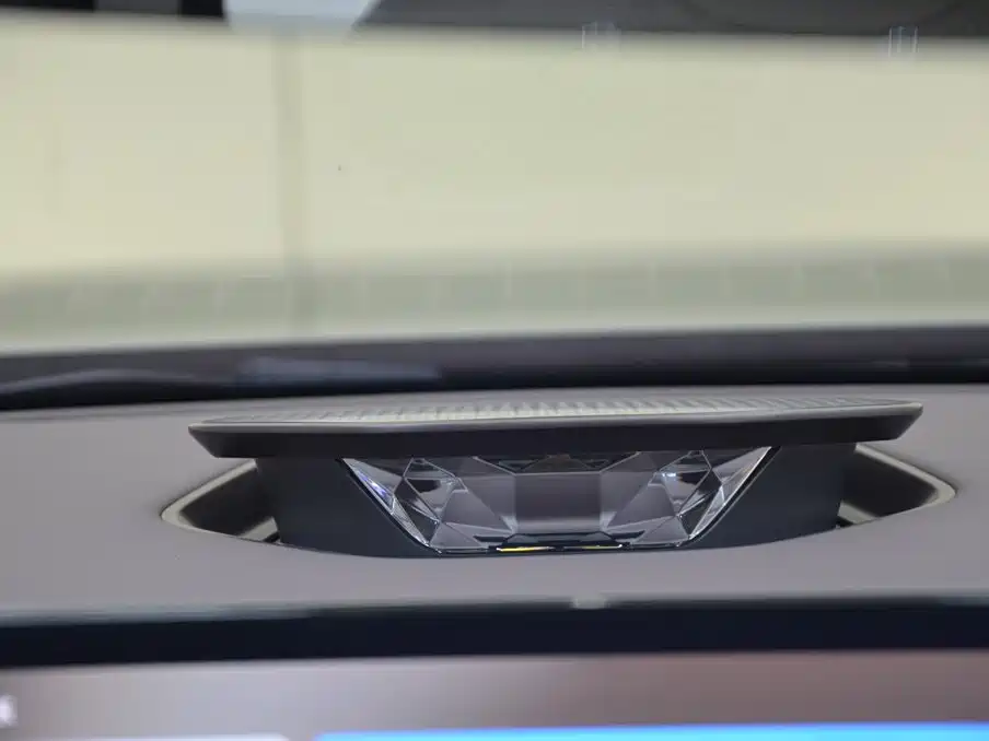 Denza Denza Z9GT — миниатюра 11