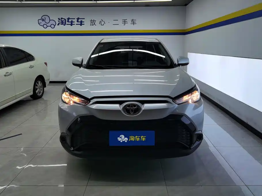 Toyota Frontlander — миниатюра 2