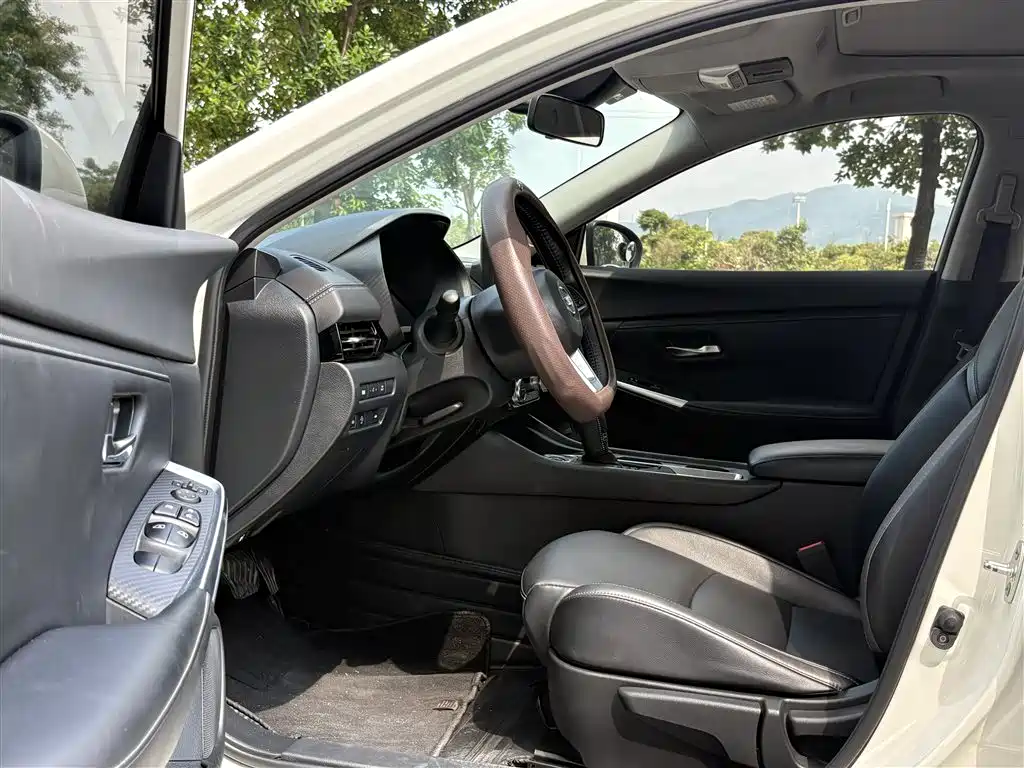 Nissan Sylphy — миниатюра 6