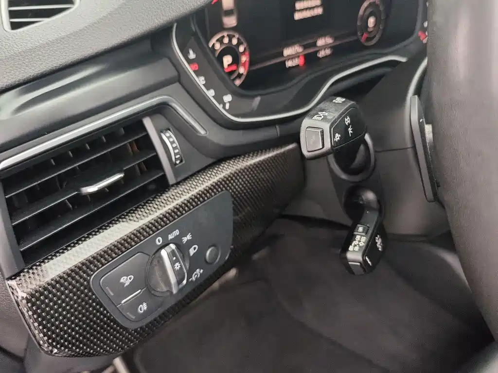 Audi S4 — миниатюра 18