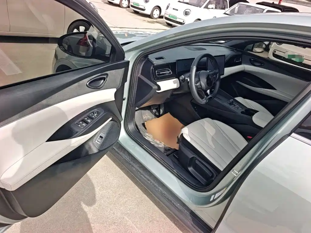 BYD Seal 06 — миниатюра 16
