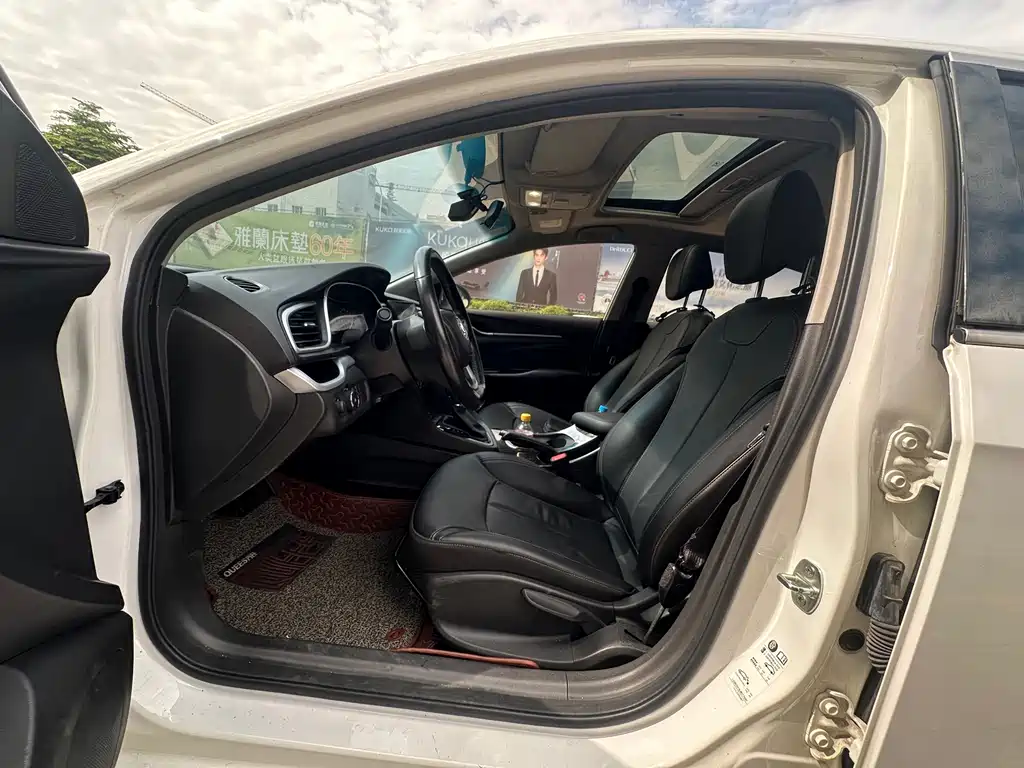 Buick Excelle — миниатюра 5