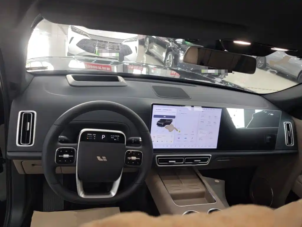 Li Auto Li L7 — миниатюра 10