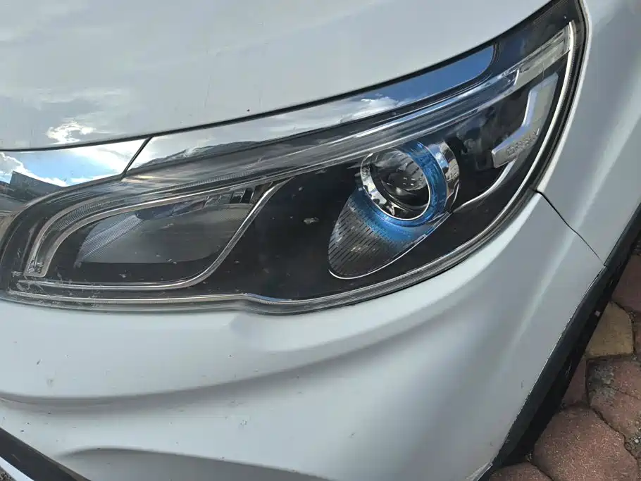 Geely Vision X3 — миниатюра 5