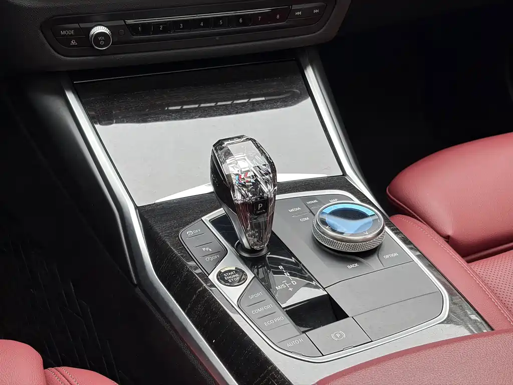 BMW 3 Series — миниатюра 14