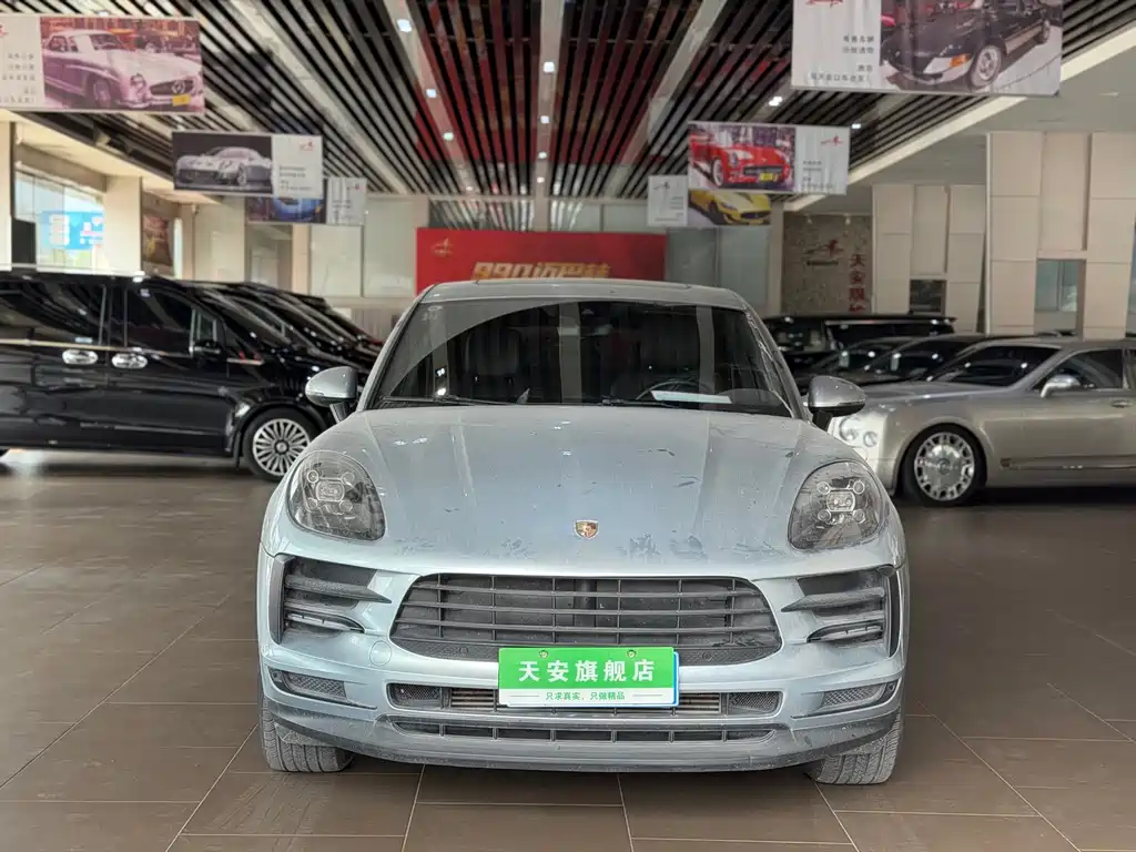 Porsche Macan — миниатюра 2