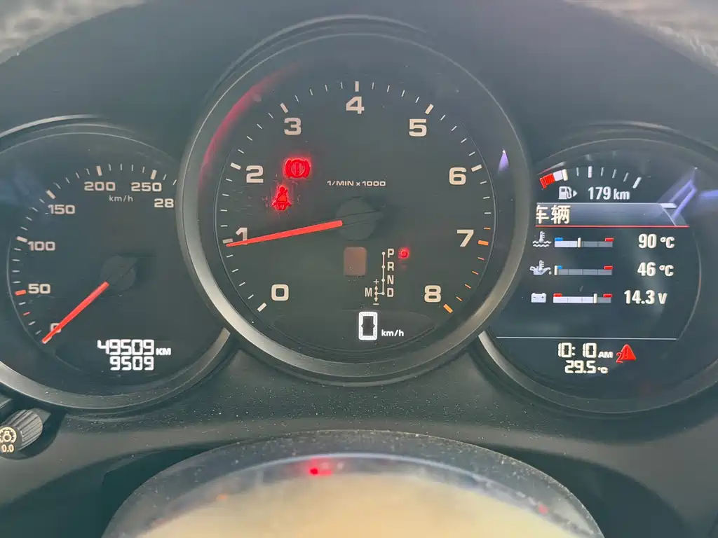 Porsche Macan — миниатюра 6