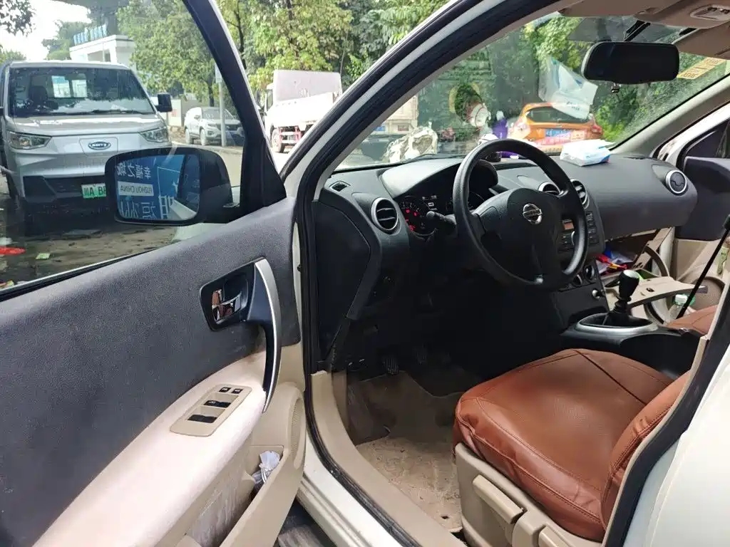 Nissan Qashqai — миниатюра 17