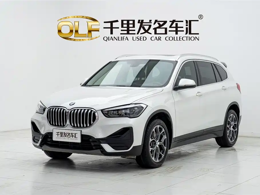 Купить BMW X1