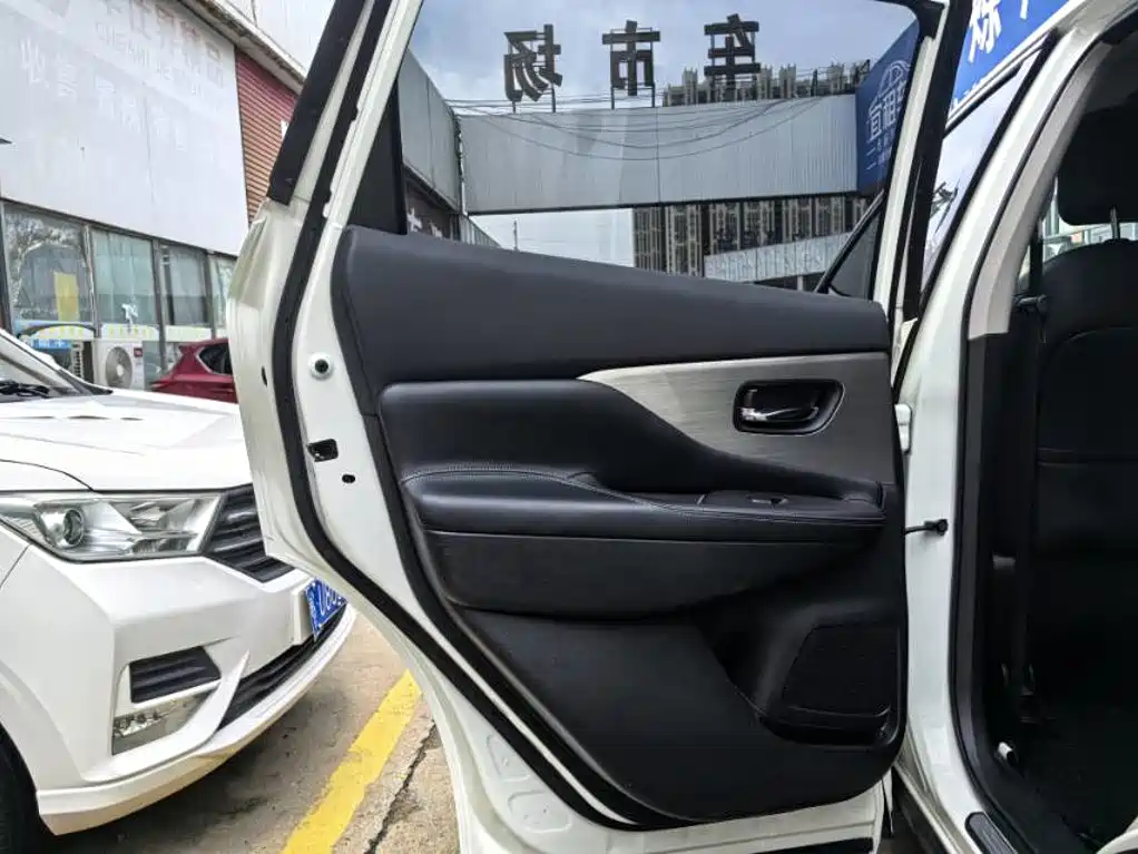 Nissan Murano — миниатюра 9