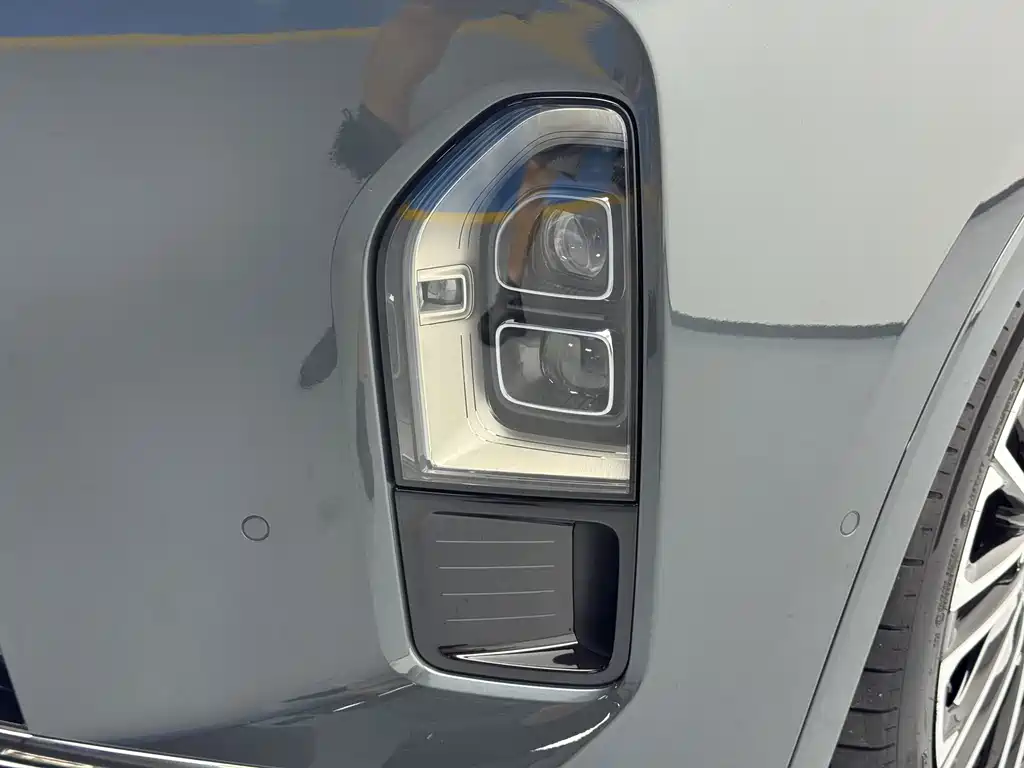 NIO ES8 — миниатюра 15