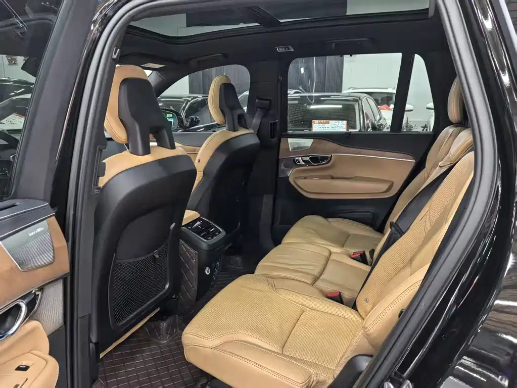 Volvo XC90 2015 T6