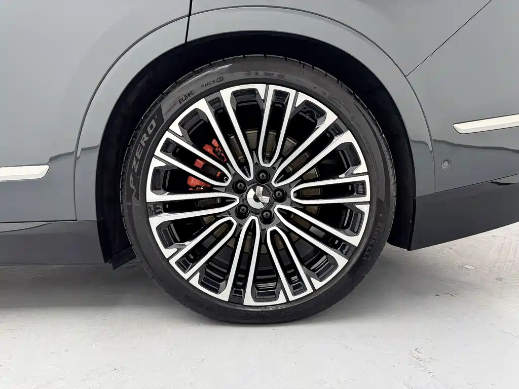 NIO ES8 — миниатюра 11