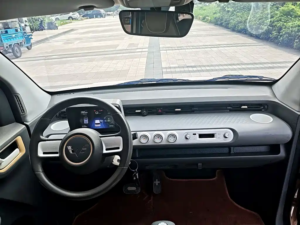 Wuling MINIEV — миниатюра 12