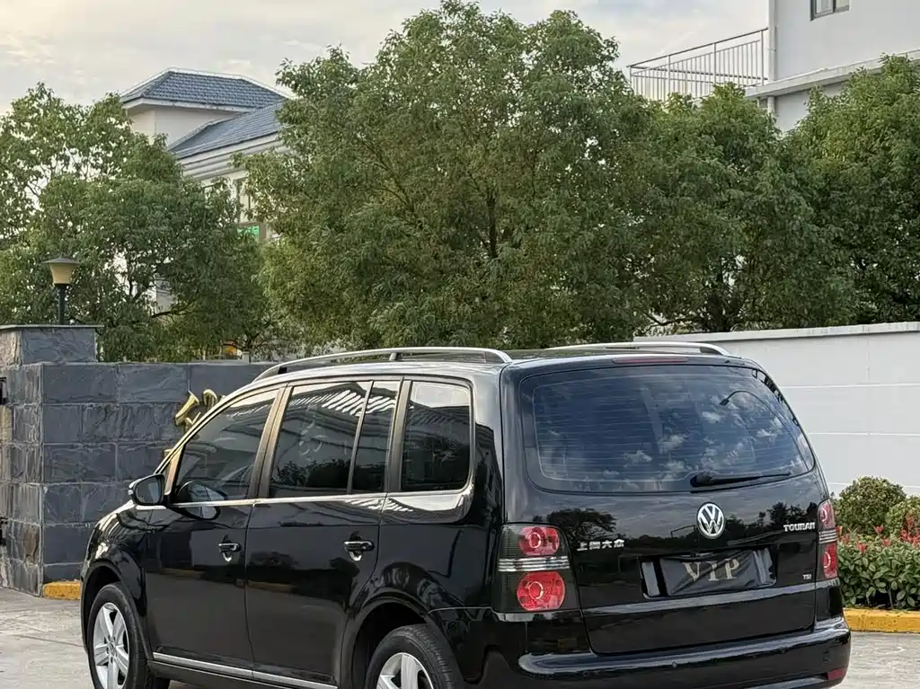 Volkswagen Touran — миниатюра 17